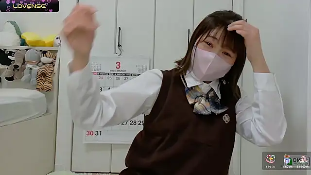 SUZU  online show from March 12, 2025, 4:08 am