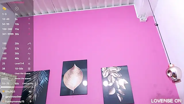 Snapshot of littlee_emilyy_ chatting on March 22, 2025, 2:48 am littlee emilyy  online show from March 22, 2025, 2:48 am