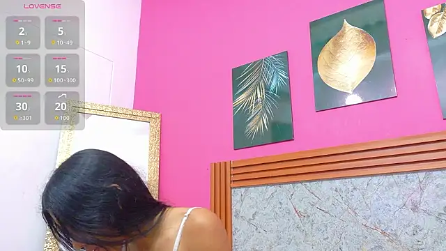 Snapshot of littlee_emilyy_ chatting on March 16, 2026, 12:53 pm littlee emilyy online show from March 16, 2026, 12:53 pm