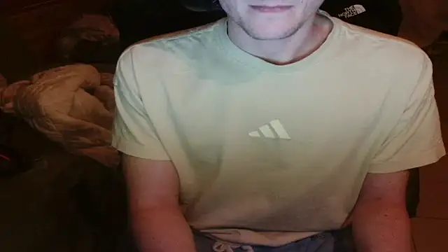 Str8boyy online show from March 27, 2026, 12:38 am