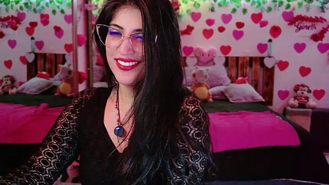 azahar  ziiz online show from February 5, 2026, 5:01 am