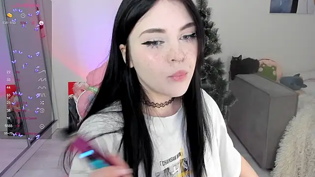 Snapshot of SelenaCute chatting on December 22, 2024, 5:12 am SelenaCute online show from December 22, 2024, 5:12 am