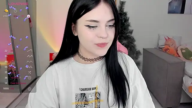 Snapshot of SelenaCute chatting on January 2, 2025, 5:03 am SelenaCute online show from January 2, 2025, 5:03 am