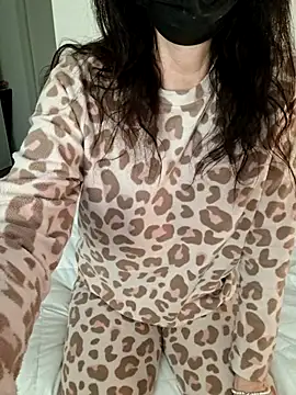 Silvia Zeno online show from February 19, 2026, 4:19 am