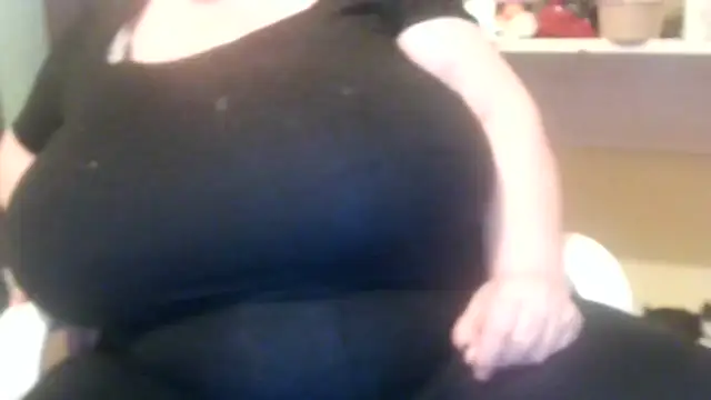 Nataliesbestjuggs online show from July 14, 2026, 11:54 pm