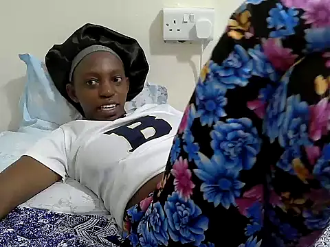 lizbela1 online show from April 2, 2026, 3:42 pm