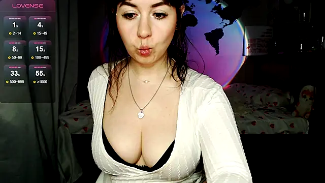 Snapshot of missgenevaonceagain_ chatting on October 15, 2025, 2:55 am missgenevaonceagain  online show from October 15, 2025, 2:55 am