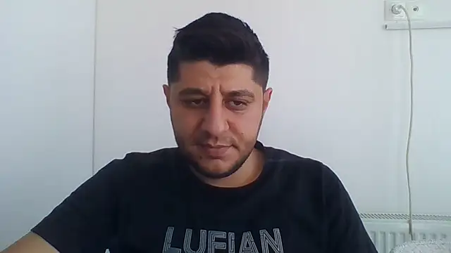 erkekkkadam online show from January 28, 2025, 11:17 am