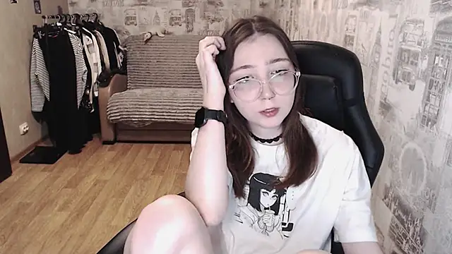 AmeliaKamishiro online show from March 18, 2025, 5:42 pm