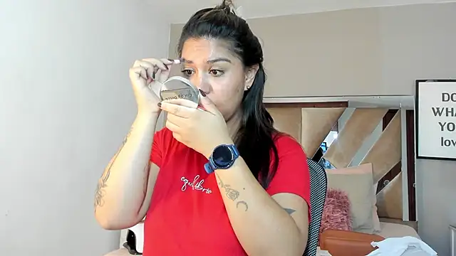 sharlott18 online show from January 12, 2025, 12:12 pm