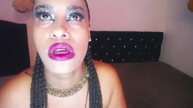 pamela guzmaan online show from March 13, 2026, 1:51 pm