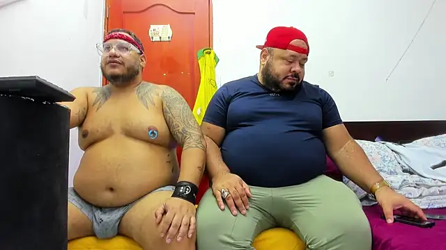 Latino bigcock online show from October 10, 2025, 10:53 pm