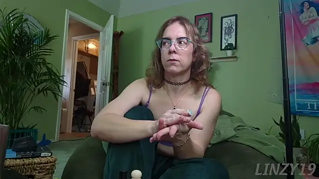 Linzy 19 online show from January 12, 2026, 4:45 pm