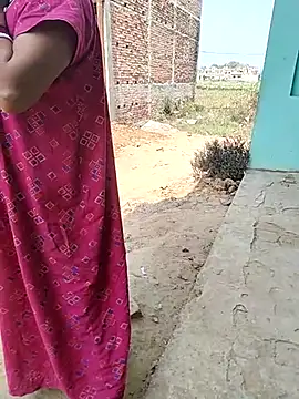 COUPLLE VILLAGE online show from March 12, 2025, 6:29 am