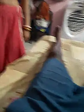 COUPLLE VILLAGE online show from October 16, 2025, 2:23 am