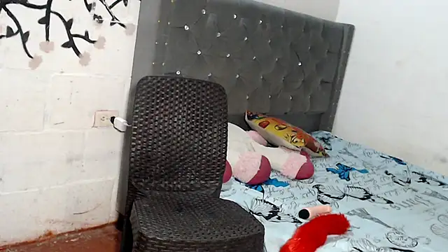 Snapshot of Styled_Four chatting on September 10, 2025, 5:07 am Styled Four online show from September 10, 2025, 5:07 am