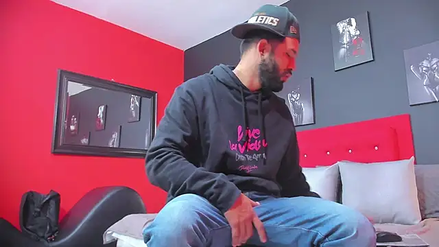 Thiagogomez online show from March 14, 2025, 12:40 pm