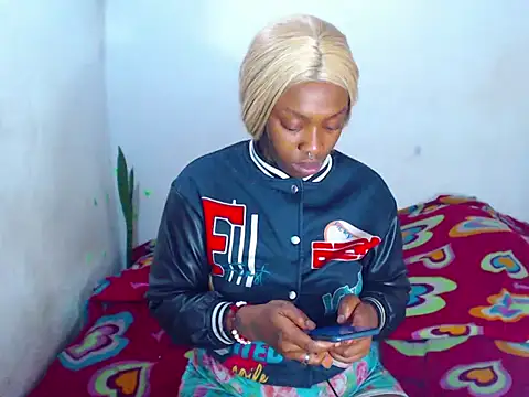 Snapshot of The_wickles_4443 chatting on March 4, 2025, 10:27 pm The wickles 4443 online show from March 4, 2025, 10:27 pm