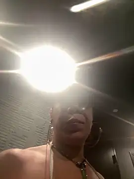 Bigbuttbrooklynn online show from October 25, 2025, 7:49 am