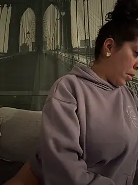 Bigbuttbrooklynn online show from April 7, 2026, 6:03 am