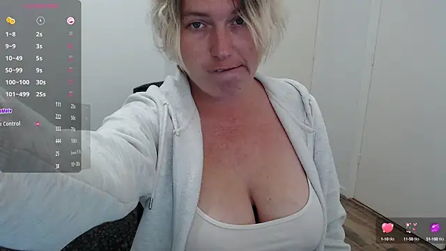 cumfun online show from October 7, 2025, 9:01 pm