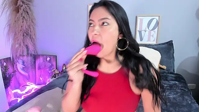 kissacute online show from December 15, 2024, 12:38 pm