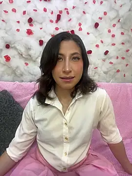 SkarletJhonson  online show from January 15, 2026, 5:01 am