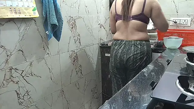 bhabhisexxy 880 online show from November 15, 2025, 2:20 am