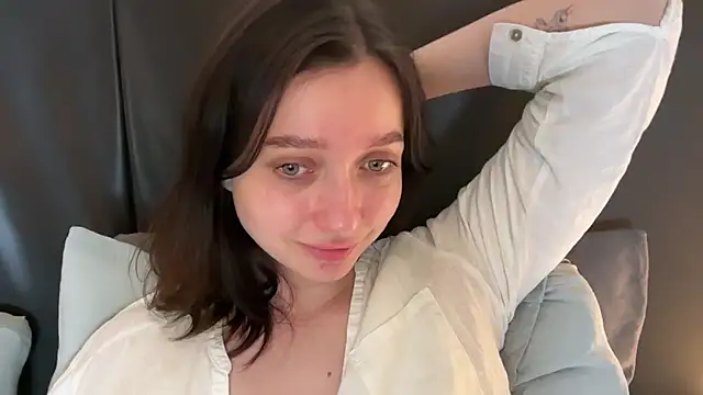 Snapshot of _liatris_ chatting on January 29, 2025, 12:24 pm  liatris  online show from January 29, 2025, 12:24 pm