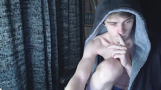 Student Oliver online show from November 23, 2025, 7:02 pm