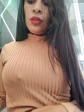 Snapshot of Astrid-- chatting on October 28, 2025, 8:00 pm Astrid-- online show from October 28, 2025, 8:00 pm