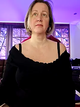 MarleneBloem online show from February 22, 2025, 9:45 am