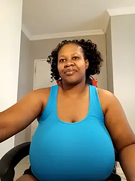 bustylisa1983 online show from February 26, 2025, 1:41 pm