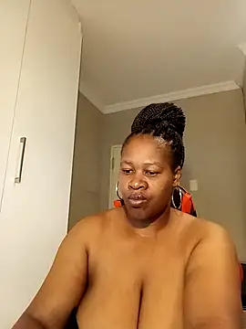 bustylisa1983 online show from March 19, 2026, 4:49 am