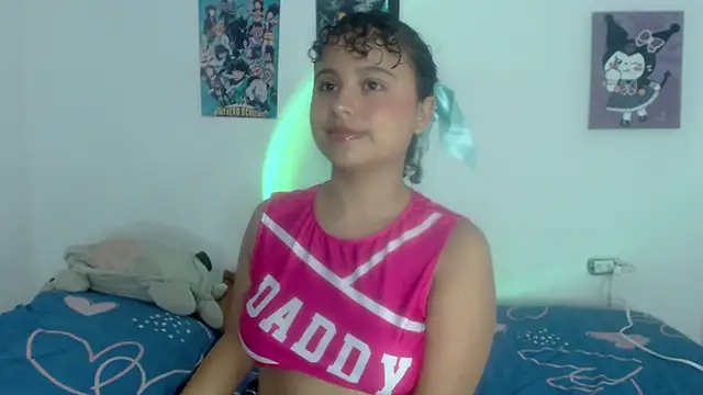 lou cute online show from January 19, 2025, 10:06 pm