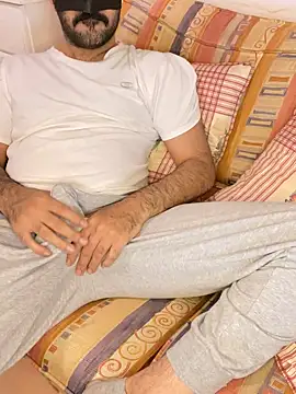 boymoon 20 online show from December 26, 2024, 9:04 pm