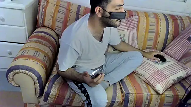 boymoon 20 online show from December 27, 2024, 10:05 pm