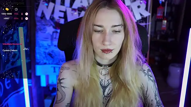 amywhitenessxx online show from December 8, 2024, 1:14 pm