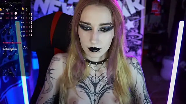 amywhitenessxx online show from December 22, 2024, 12:16 pm