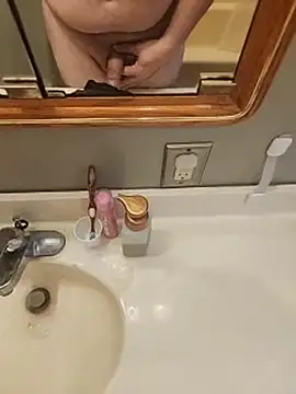 Snapshot of Jackauff69 chatting on March 14, 2025, 11:53 pm Jackauff69 online show from March 14, 2025, 11:53 pm