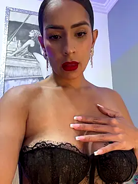 Mau White online show from October 27, 2025, 10:36 pm