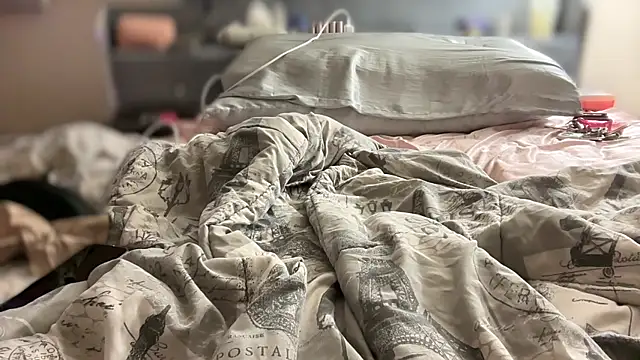 Snapshot of Yagurl__west chatting on February 20, 2025, 6:13 pm Yagurl west online show from February 20, 2025, 6:13 pm