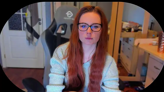 Snapshot of KlementinaBbG chatting on January 27, 2025, 8:17 pm KlementinaBbG online show from January 27, 2025, 8:17 pm