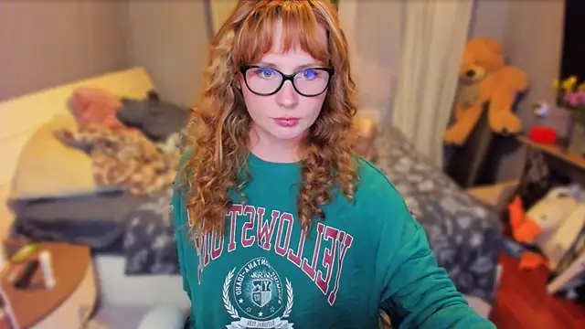 Snapshot of KlementinaBbG chatting on October 3, 2025, 8:50 pm KlementinaBbG online show from October 3, 2025, 8:50 pm