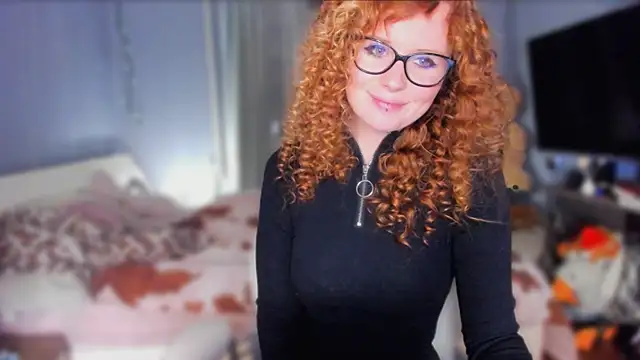 KlementinaBbG online show from February 18, 2026, 8:49 pm