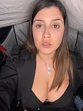 Novababy18 online show from April 9, 2026, 9:42 pm