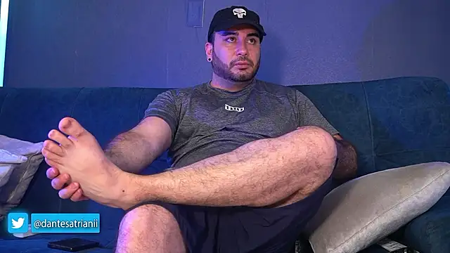 dantesatrianii online show from February 21, 2026, 2:34 am