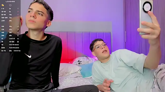 Snapshot of jake_and_joaquin chatting on March 16, 2025, 10:44 am jake and joaquin online show from March 16, 2025, 10:44 am