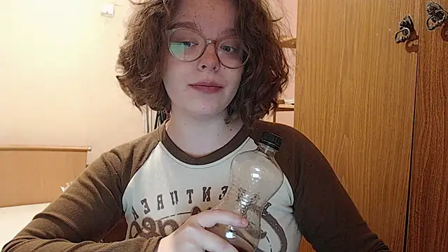 Snapshot of Chmiri_cb chatting on February 8, 2025, 12:39 pm Chmiri cb online show from February 8, 2025, 12:39 pm