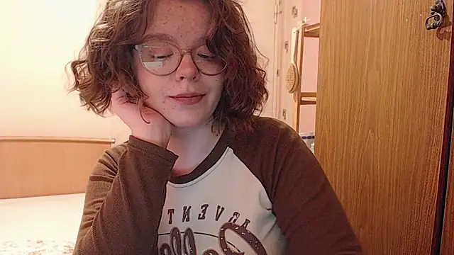 Snapshot of Chmiri_cb chatting on February 21, 2025, 7:01 am Chmiri cb online show from February 21, 2025, 7:01 am